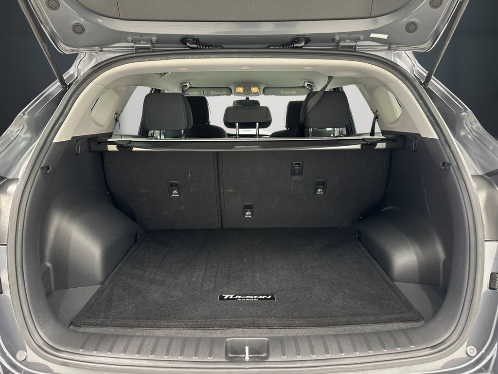 Used 2016 Hyundai Tucson SE w/ Option Group 02 FWD image 12