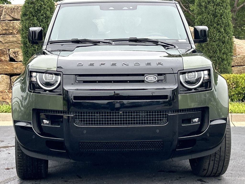 Used 2026 Land Rover Defender 110 X AWD/4WD image 8