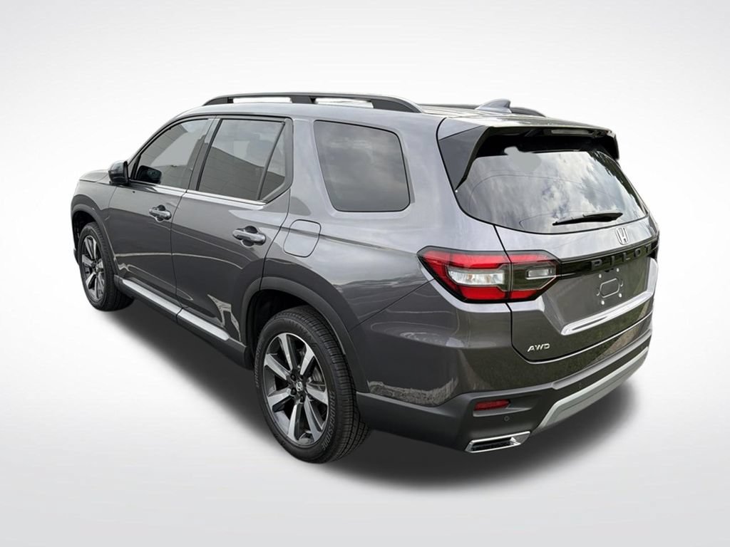 Certified 2025 Honda Pilot Elite image 5
