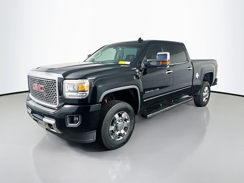 Used 2015 GMC Sierra 3500 Denali w/ Suspension Package, Off-Road image 3