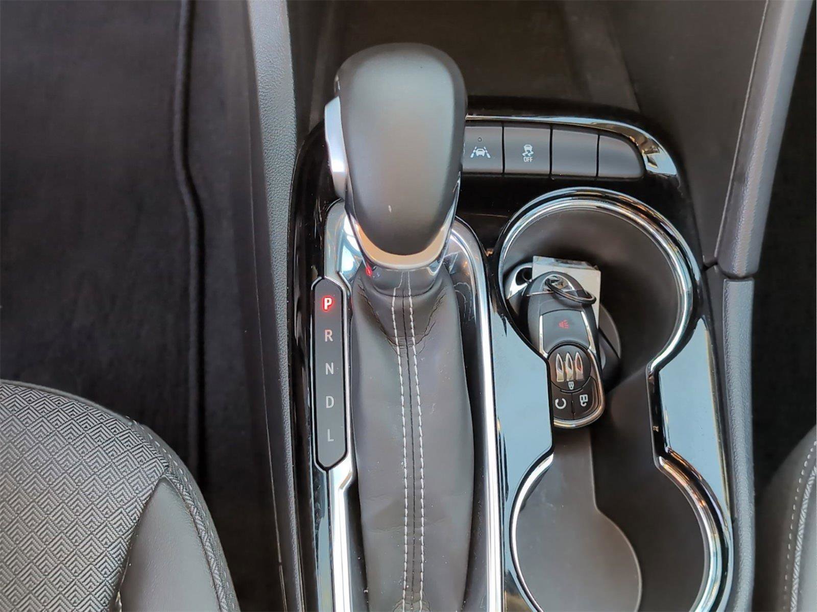 Used 2025 Buick Encore GX Preferred image 21