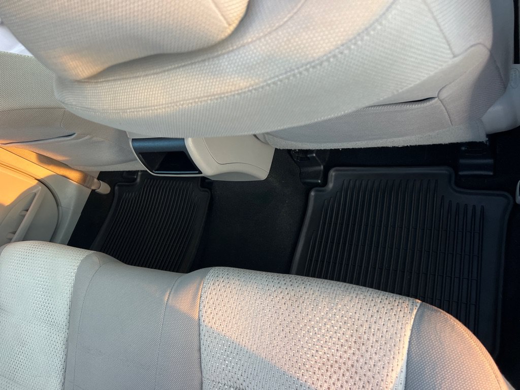 Used 2014 Toyota Camry FWD image 16
