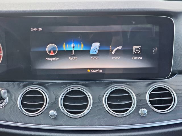 Certified 2020 Mercedes-Benz E 350 4MATIC Sedan w/ Parking Assistance Package image 41