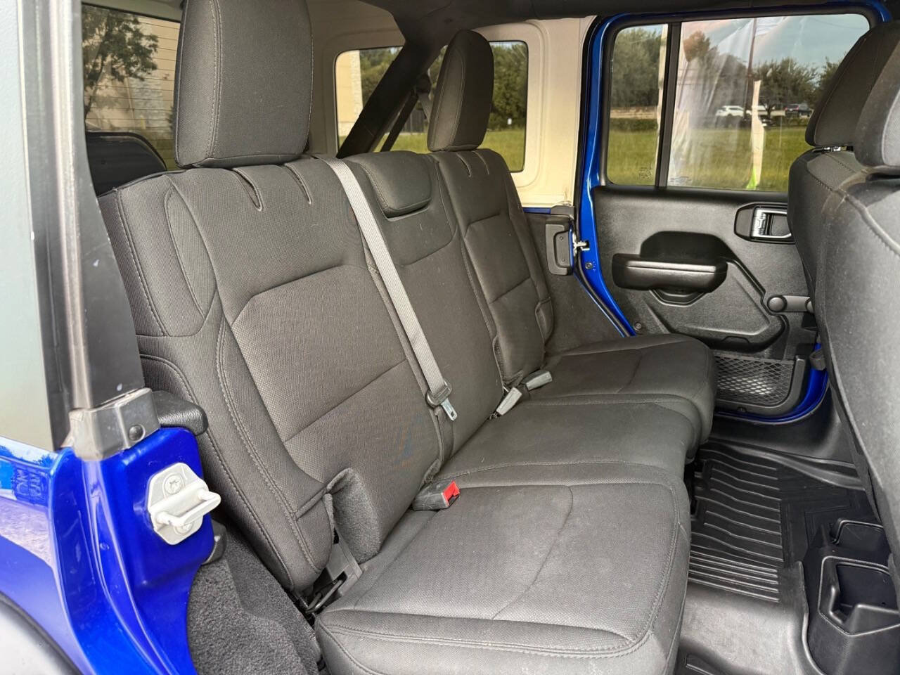Used 2020 Jeep Wrangler Unlimited Sport AWD/4WD image 19