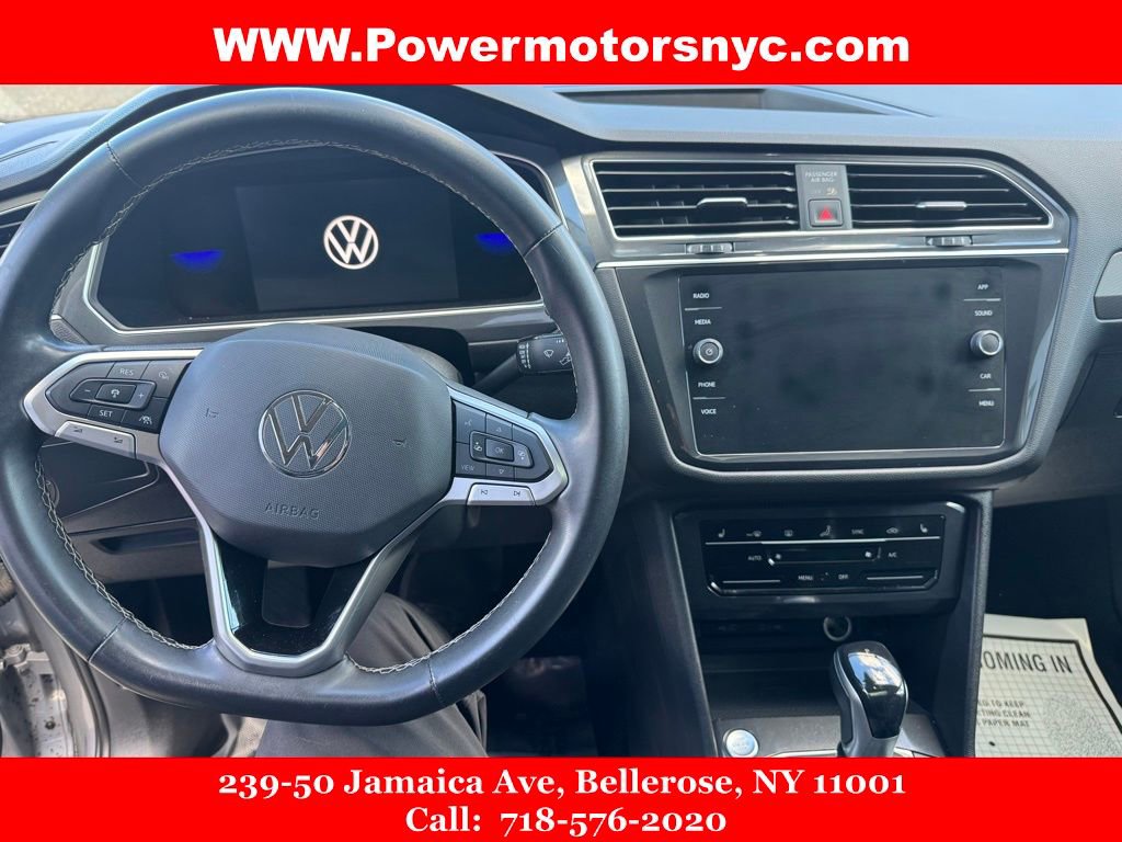 Used 2022 Volkswagen Tiguan SE w/ Panoramic Sunroof Package AWD/4WD image 33