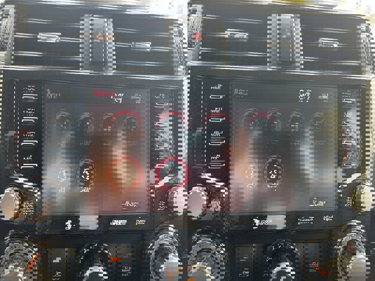 Used 2024 Toyota 4Runner TRD Off-Road image 24