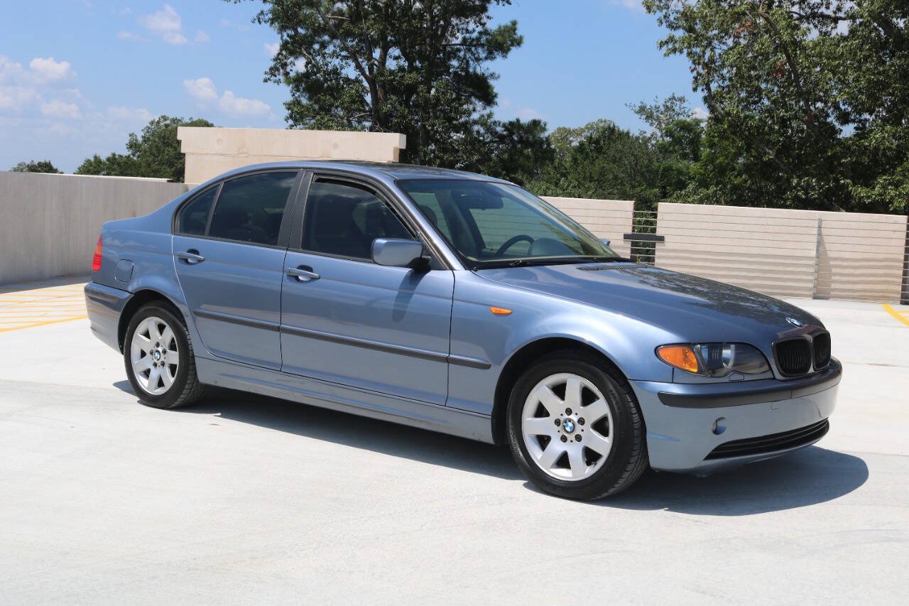 Used 2004 BMW 325xi Sedan AWD/4WD image 1