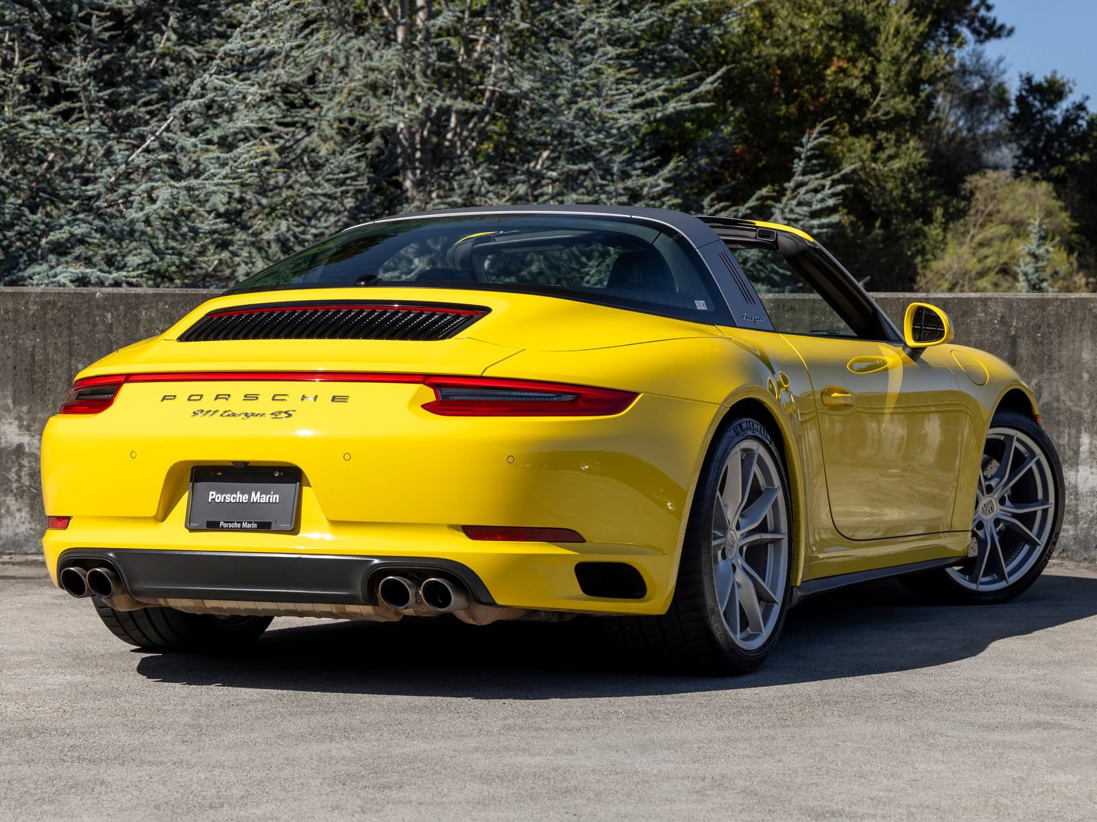 Certified 2019 Porsche 911 Targa 4S AWD/4WD image 11