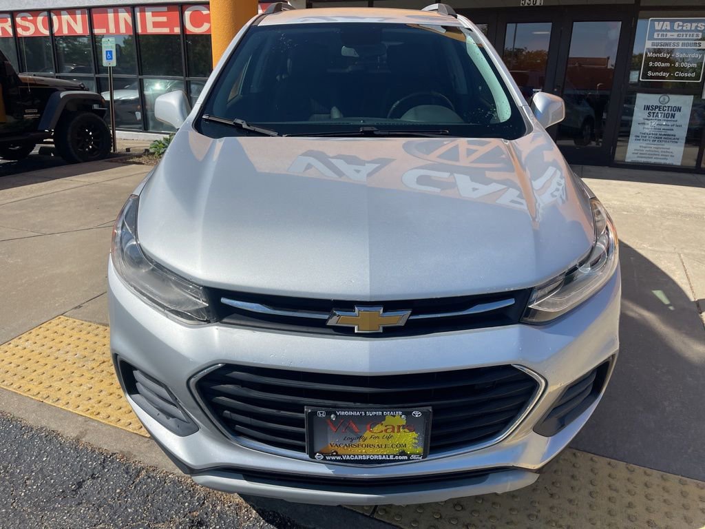 Used 2022 Chevrolet Trax LT w/ Driver Confidence Package AWD/4WD image 9