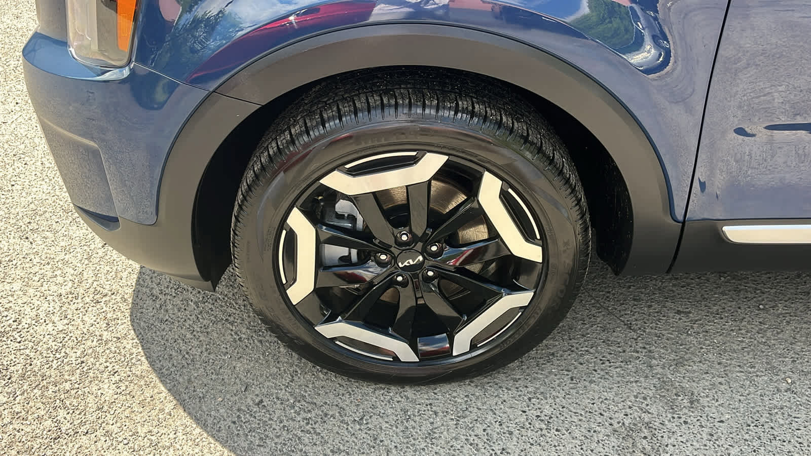 Used 2024 Kia Telluride S w/ S Sunroof Package AWD/4WD image 9
