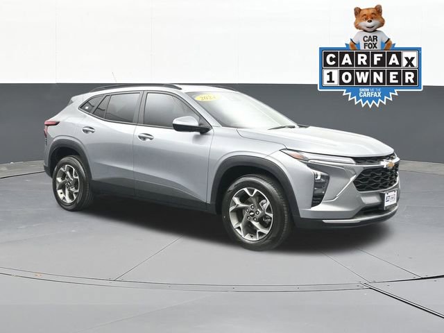 Used 2024 Chevrolet Trax LT w/ Driver Confidence Package FWD 360° Tour