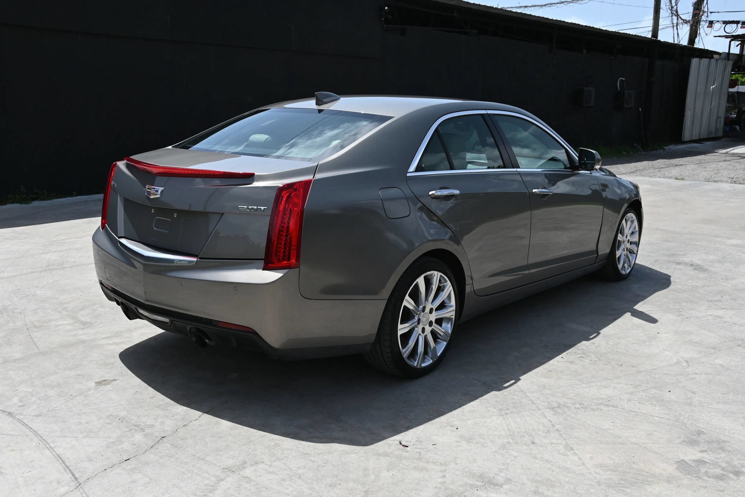 Used 2017 Cadillac ATS Luxury w/ Safety and Security Package RWD image 4