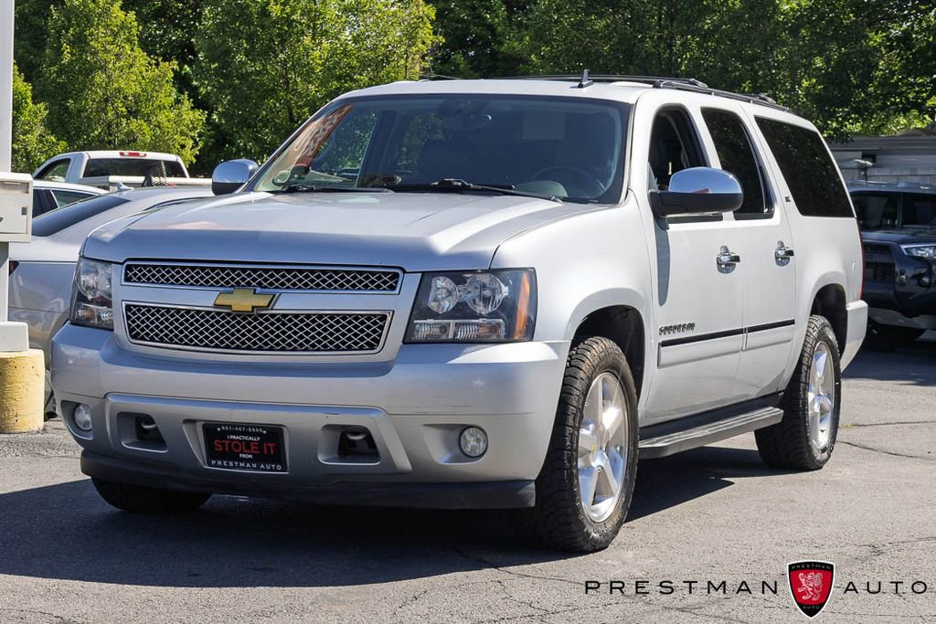 Used 2014 Chevrolet Suburban LTZ AWD/4WD image 16