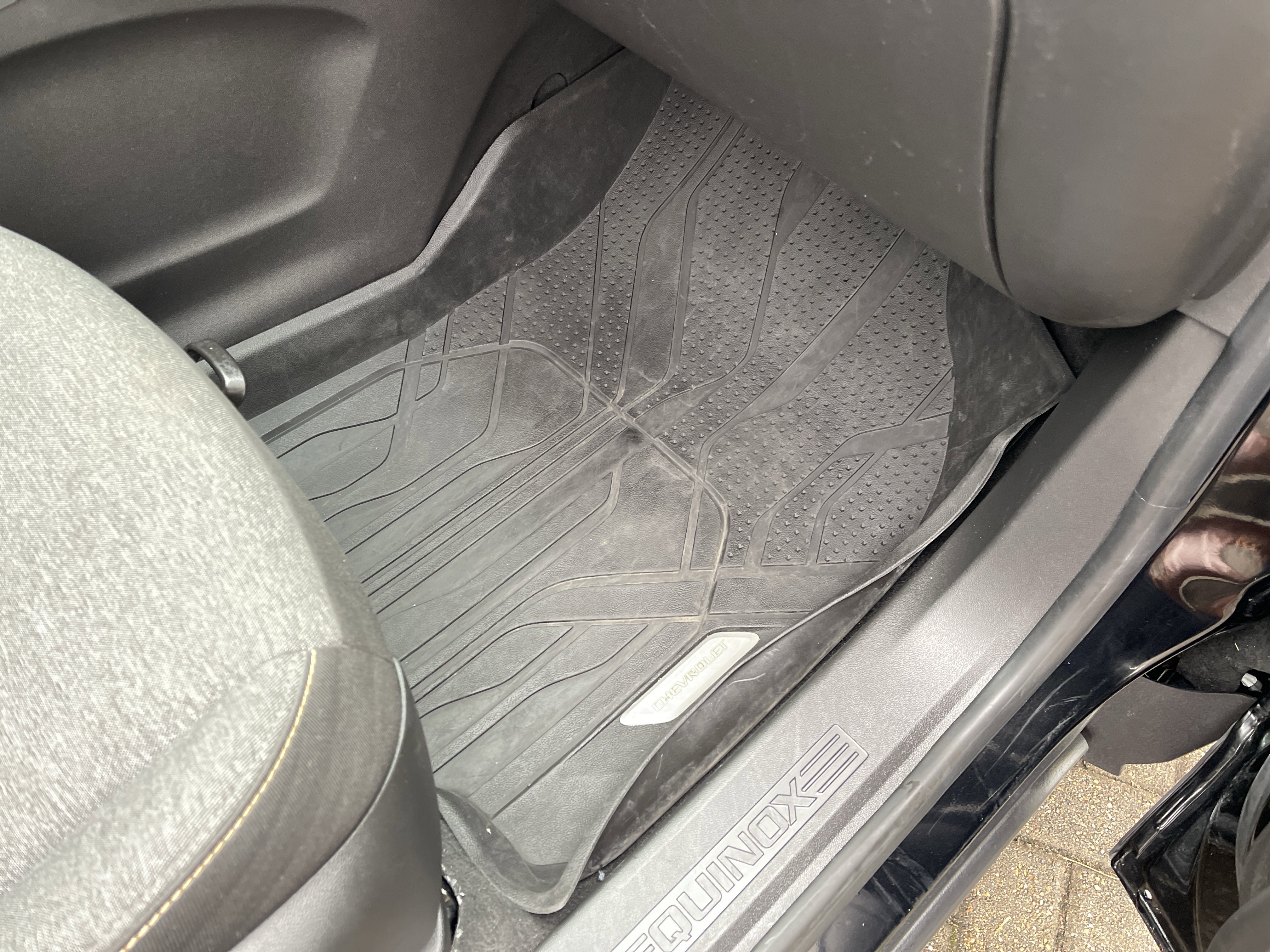 Used 2022 Chevrolet Equinox LT image 35