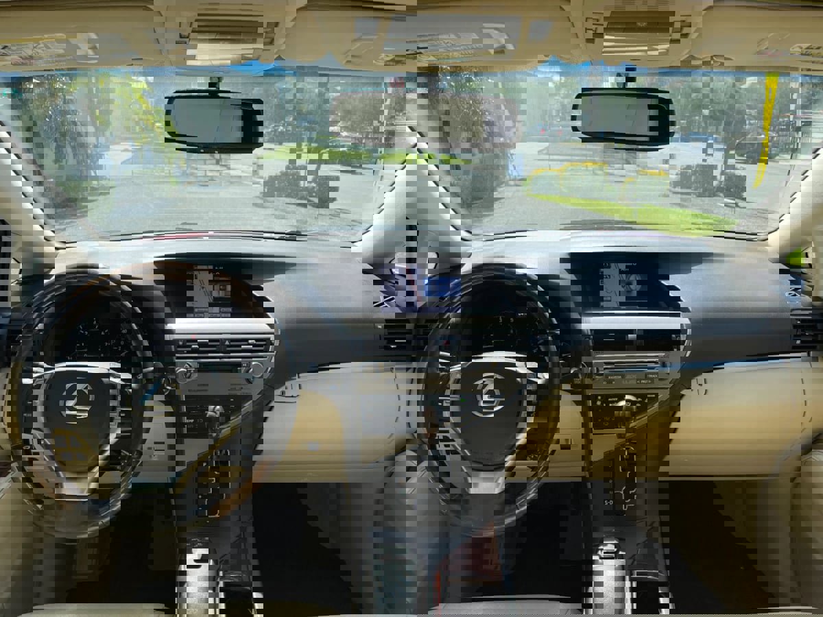 Used 2013 Lexus RX 350 FWD w/ Navigation Pkg image 15