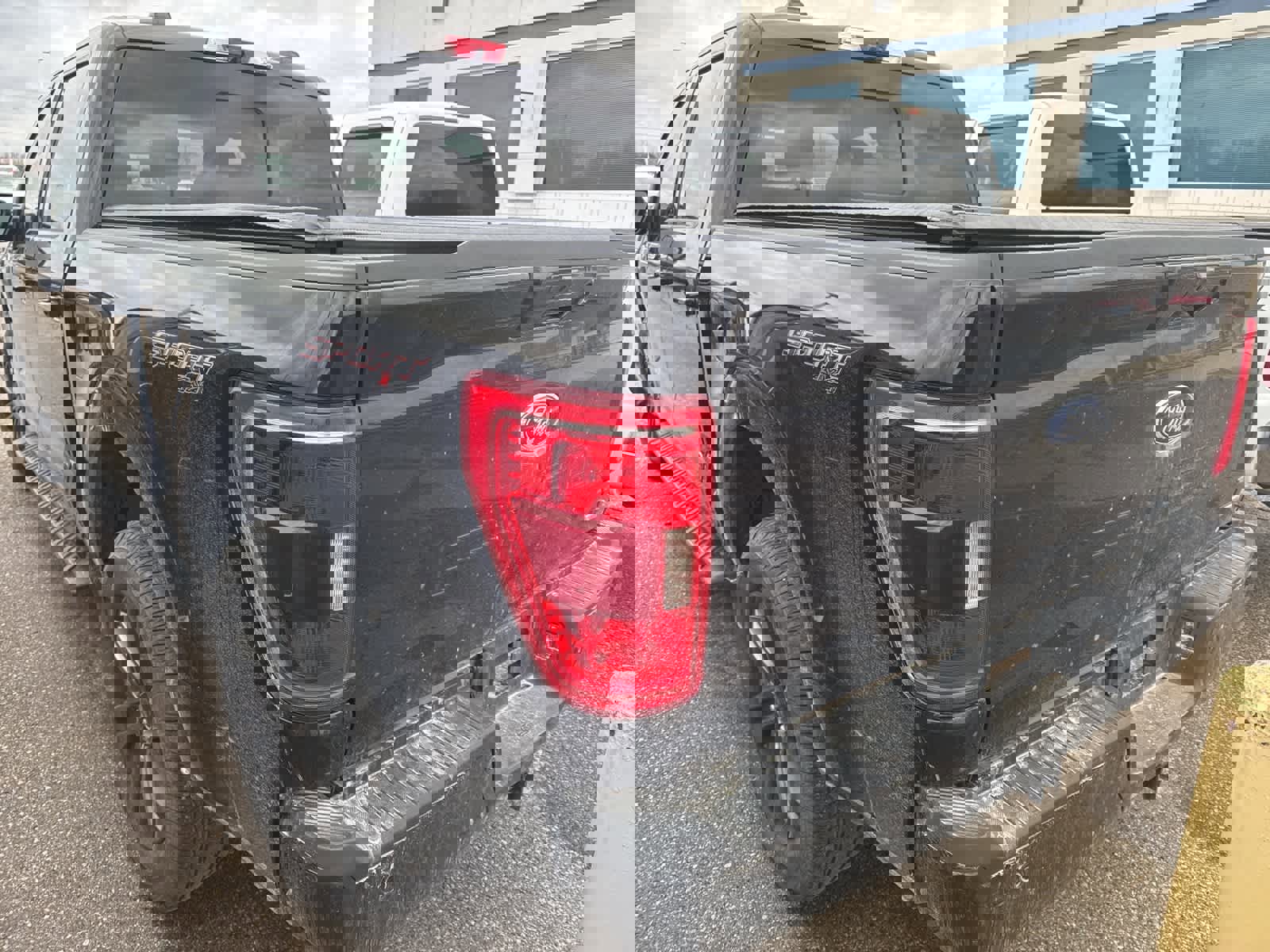 Used 2021 Ford F150 XLT w/ Equipment Group 302A High image 19