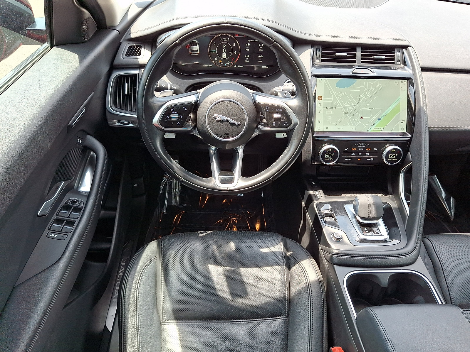 Used 2022 Jaguar E-PACE SE AWD/4WD image 4