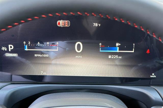 New 2027 Nissan Sentra SR w/ Floor Mat Package FWD image 27