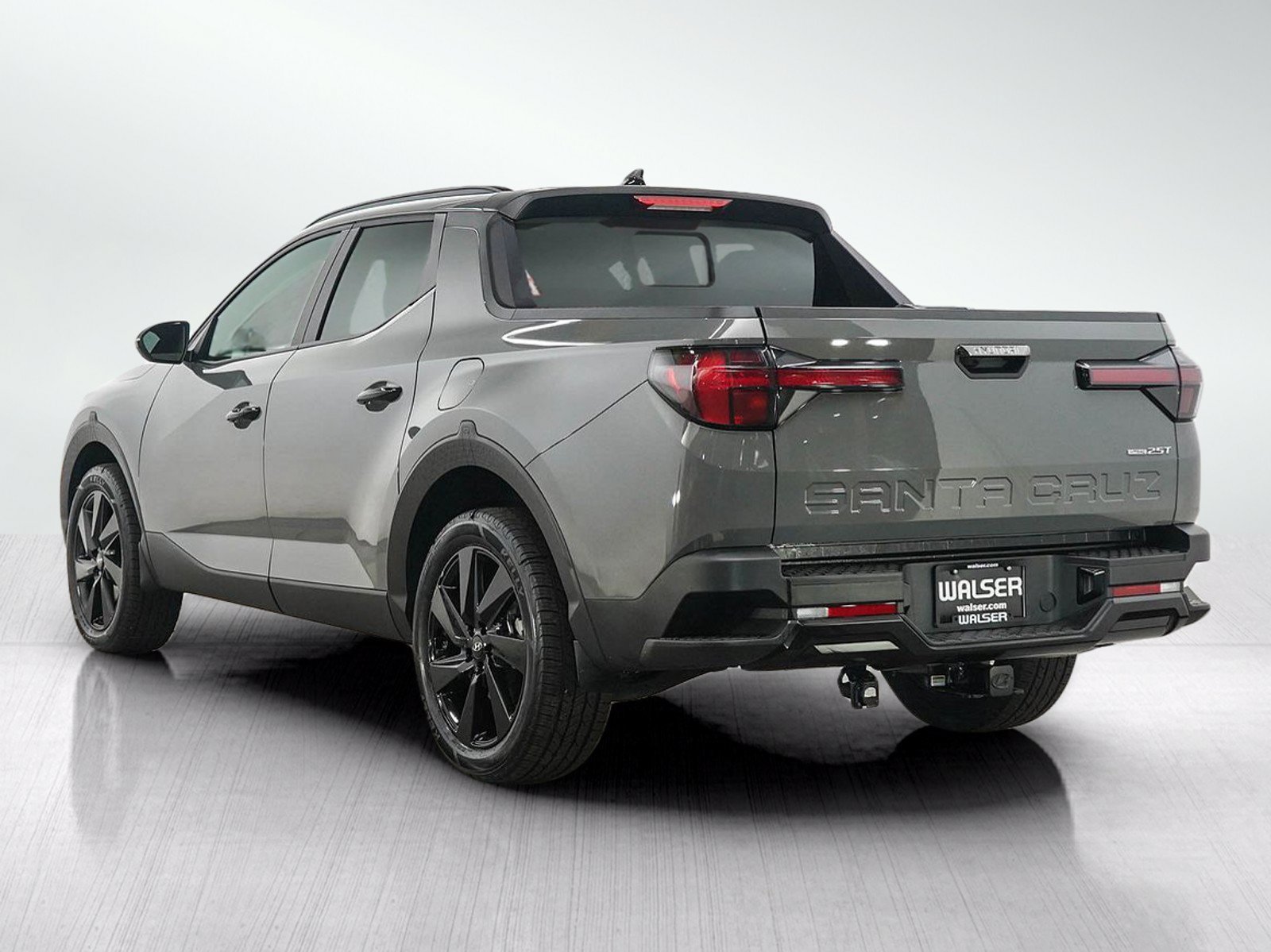 Used 2024 Hyundai Santa Cruz Night AWD/4WD image 3