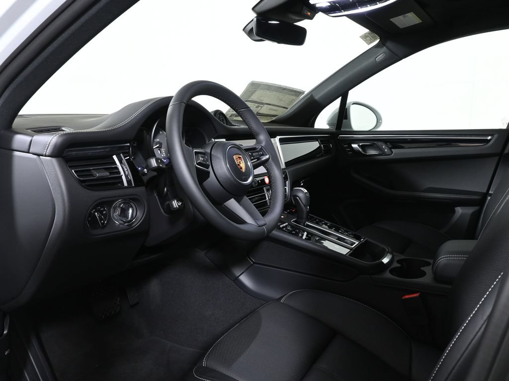 New 2026 Porsche Macan S AWD/4WD image 4