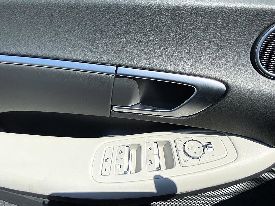 Used 2024 Hyundai Sonata SEL w/ Convenience Package image 10