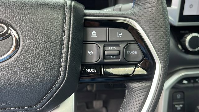 Used 2023 Toyota Tundra Platinum AWD/4WD image 13