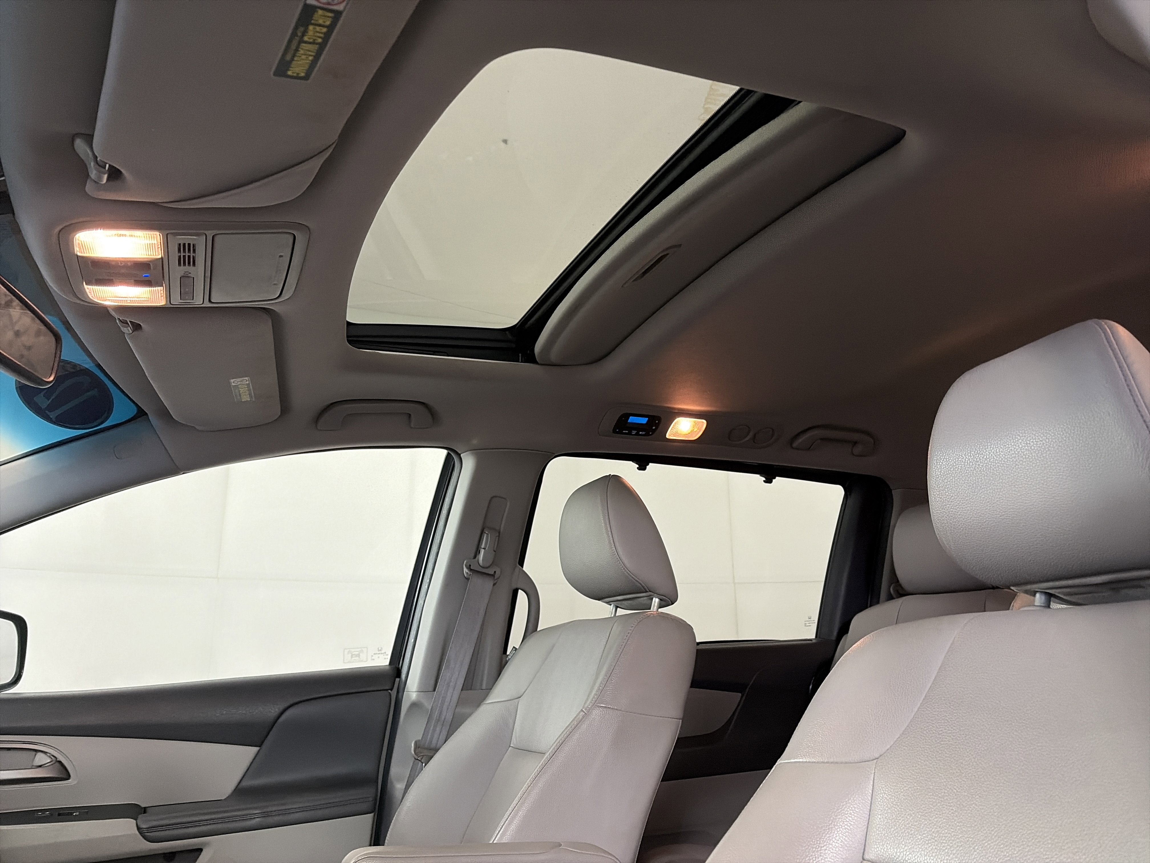 Used 2012 Honda Odyssey EX-L image 32