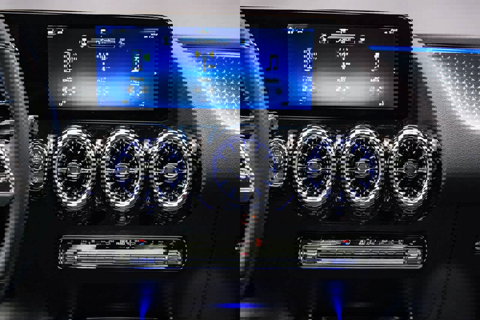 Certified 2025 Mercedes-Benz GLA 250 image 14