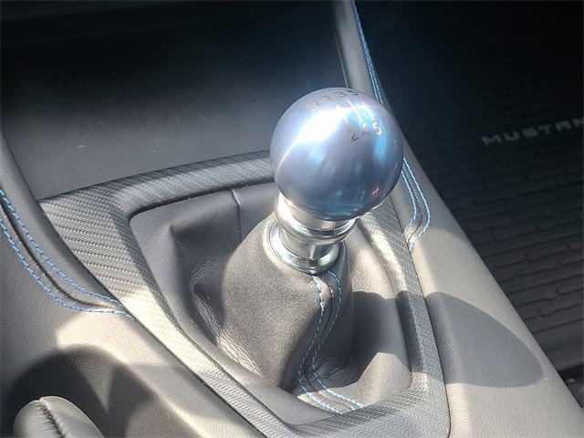 Used 2025 Ford Mustang Dark Horse image 12