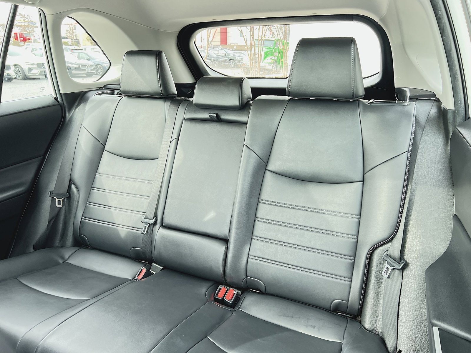 Used 2023 Toyota RAV4 XLE image 25