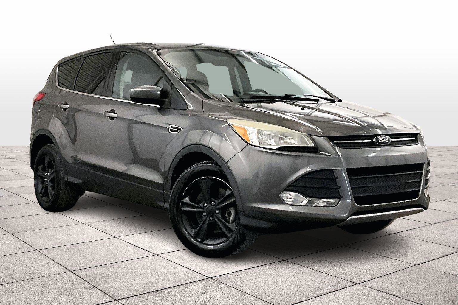 Used 2014 Ford Escape SE image 3