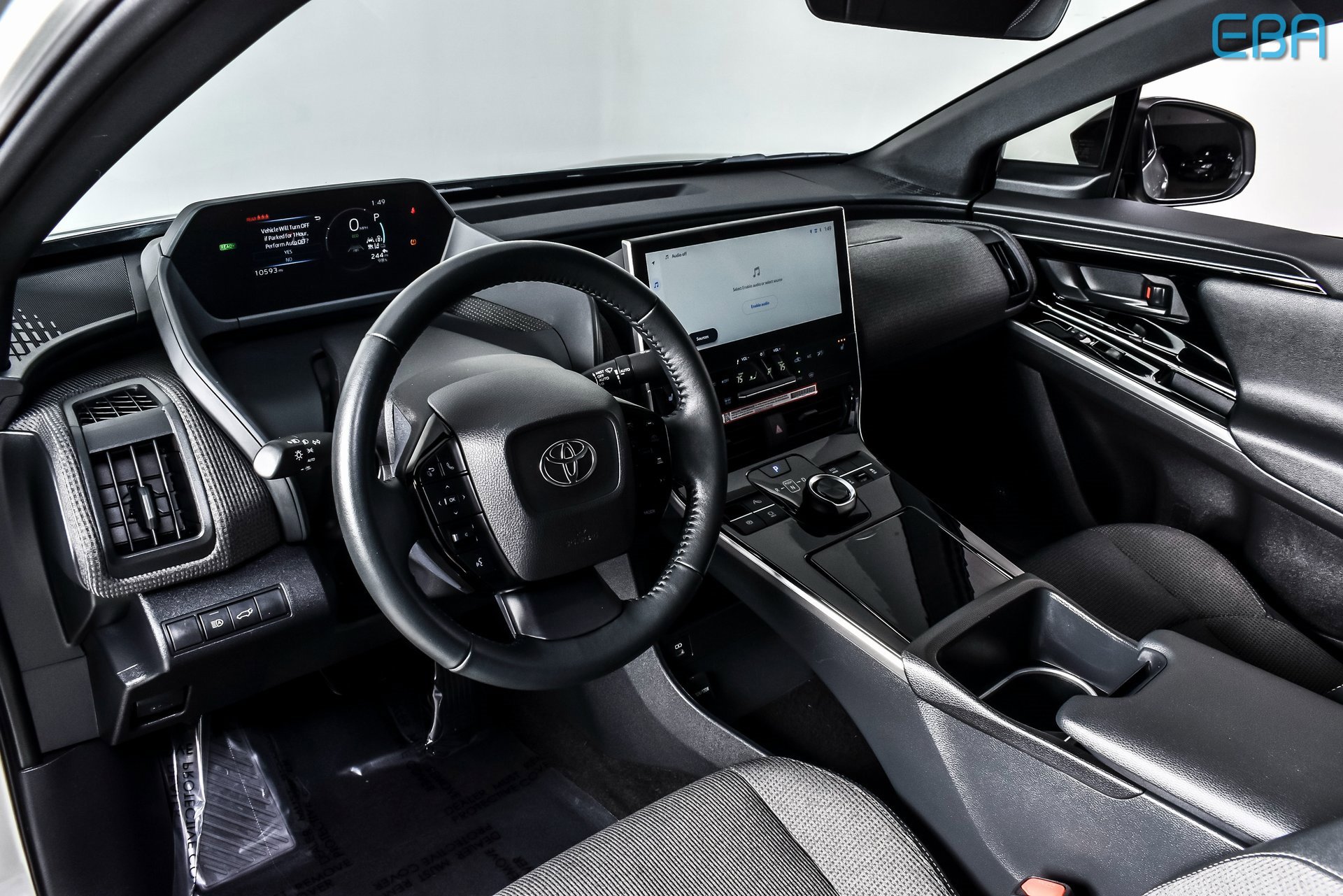 Used 2024 Toyota bZ4X XLE w/ Weather Package image 17