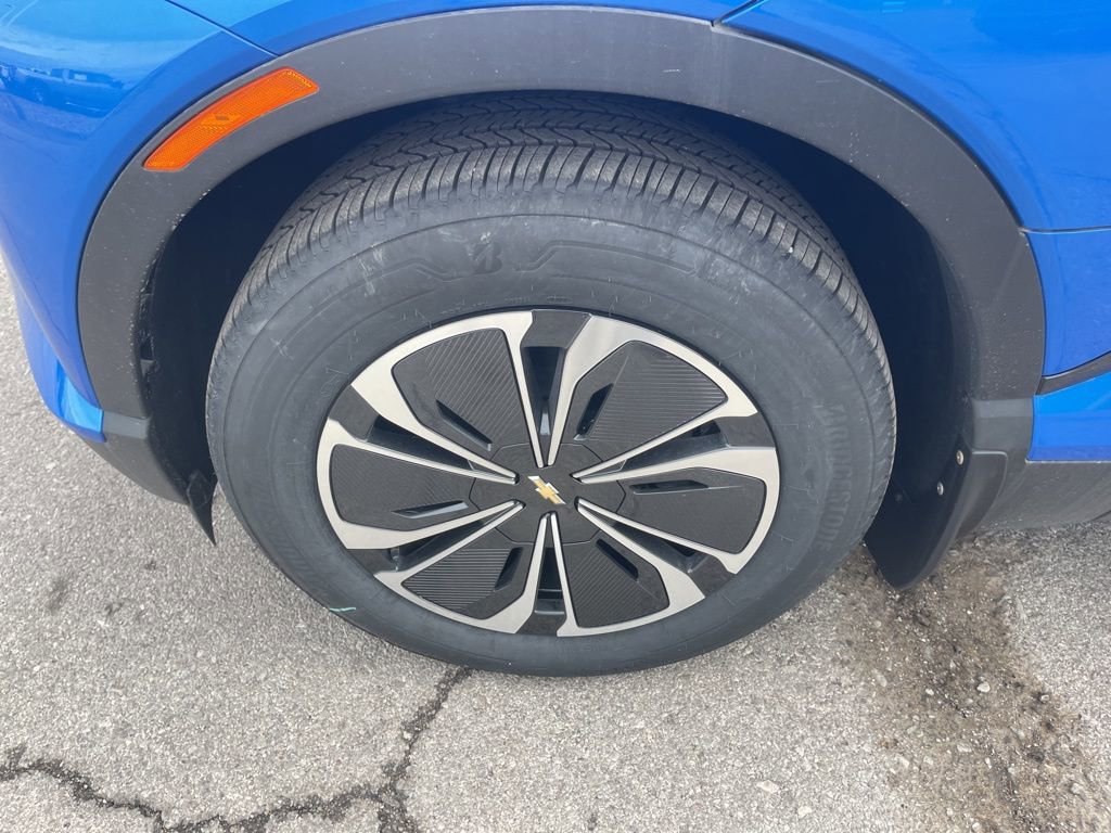 New 2025 Chevrolet Blazer EV LT image 9