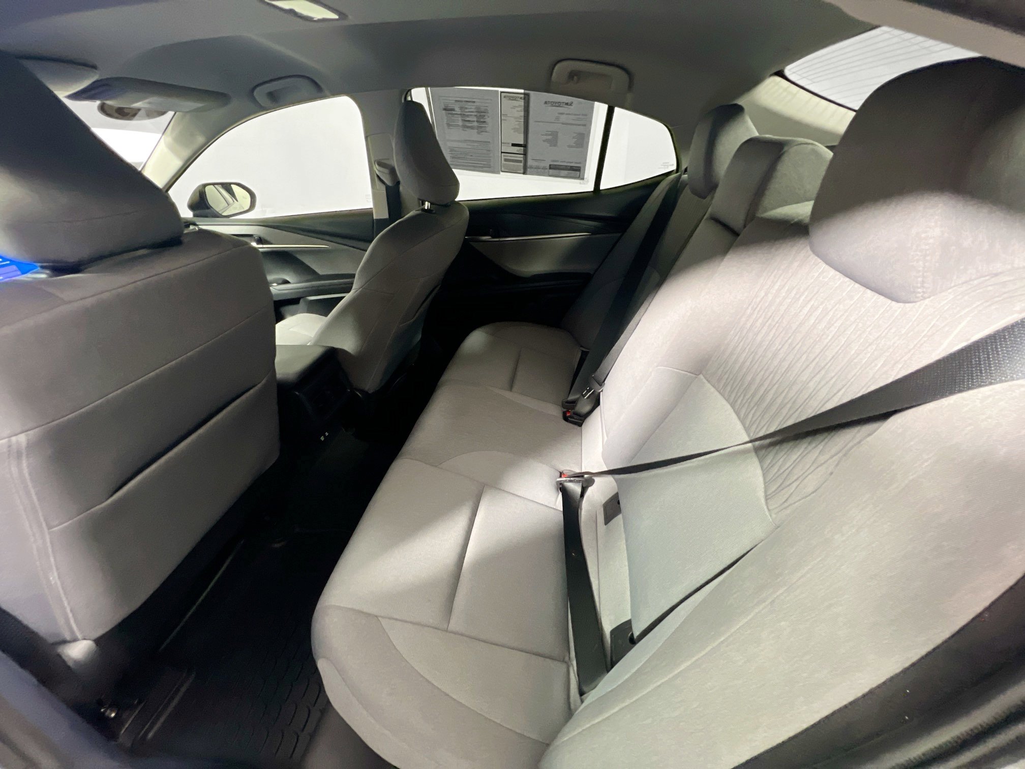 Used 2025 Toyota Camry LE w/ Convenience Package FWD image 29