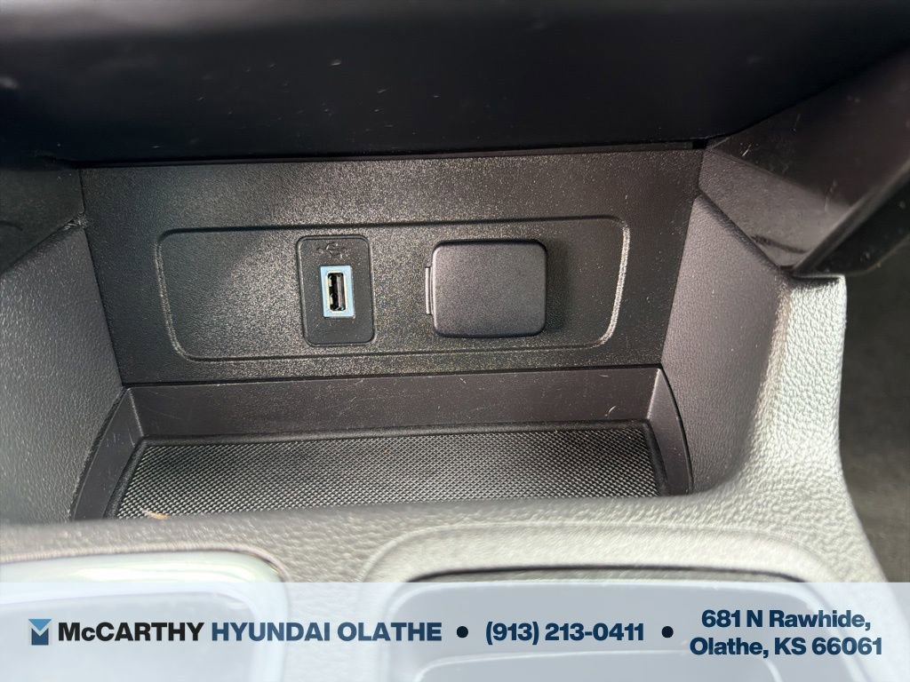 Used 2019 Ford Escape Titanium image 30