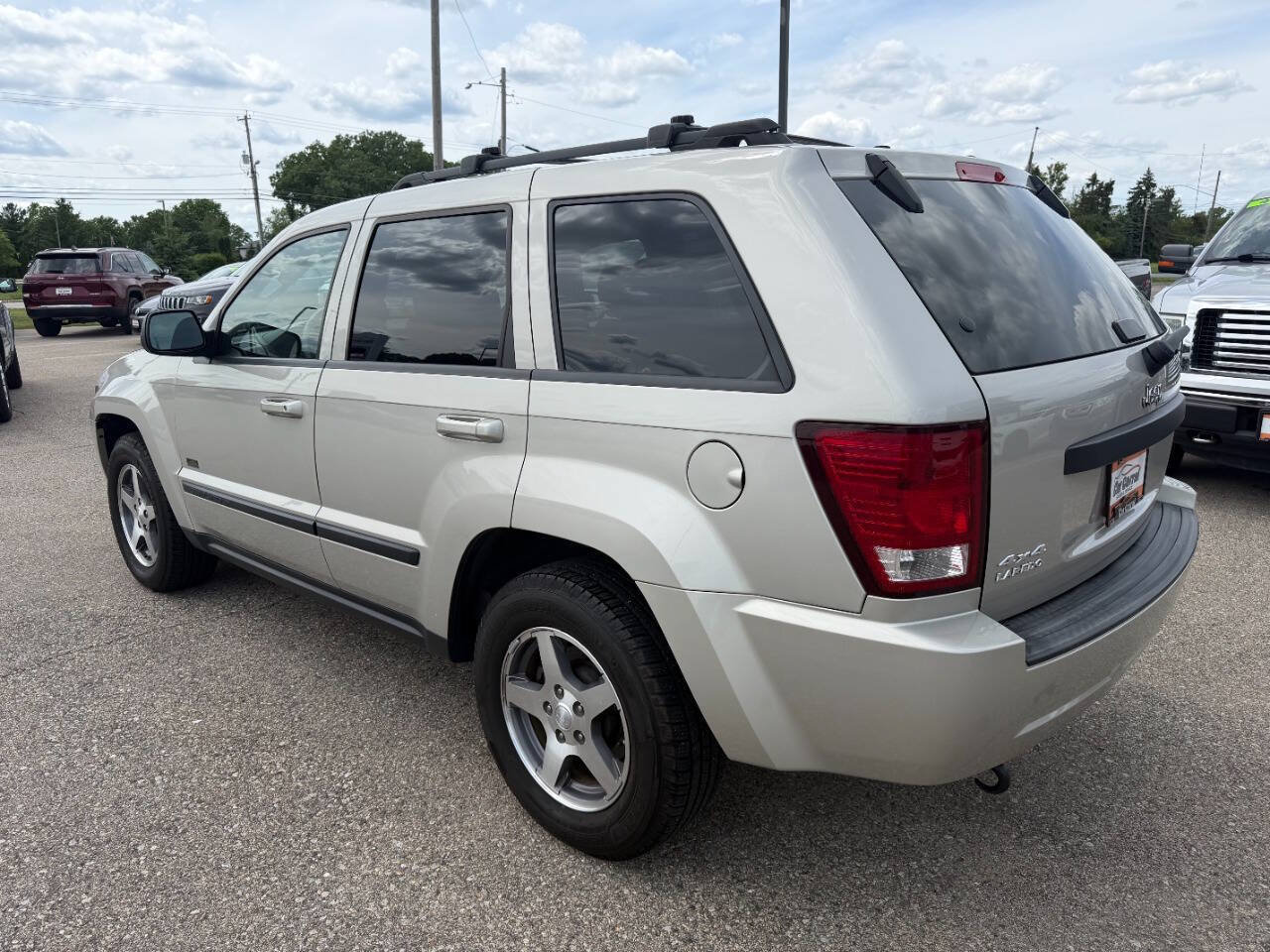 Used 2007 Jeep Grand Cherokee Laredo AWD/4WD image 3