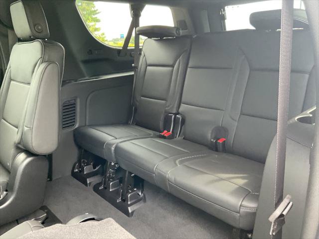 New 2026 GMC Yukon XL Denali w/ Sun & Power Step Package AWD/4WD image 17