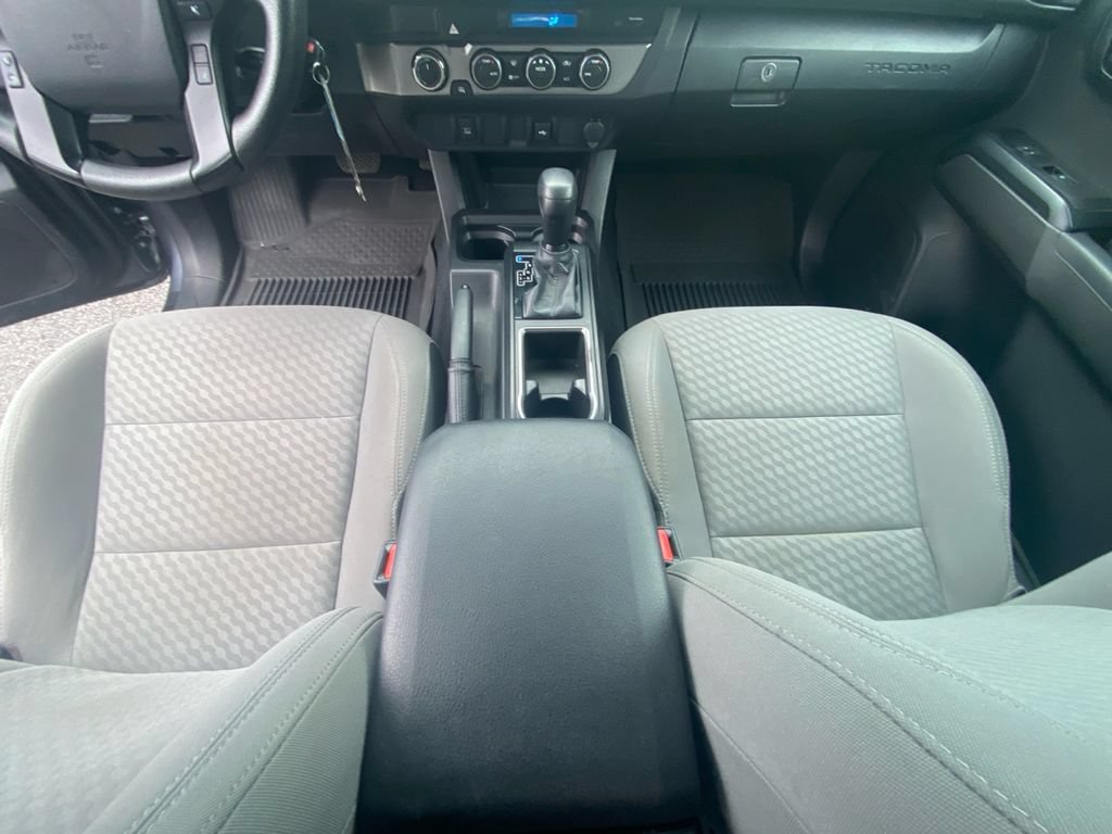 Used 2023 Toyota Tacoma SR AWD/4WD image 11