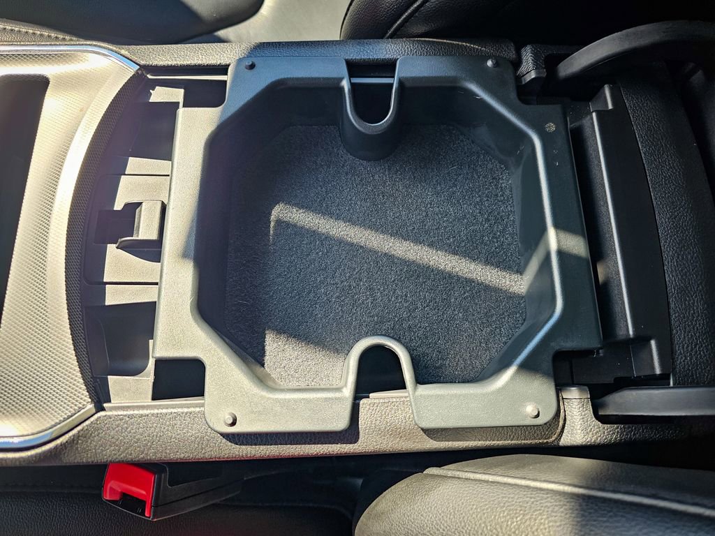 Used 2021 Ford Edge Titanium w/ Class II Trailer Tow Package image 28