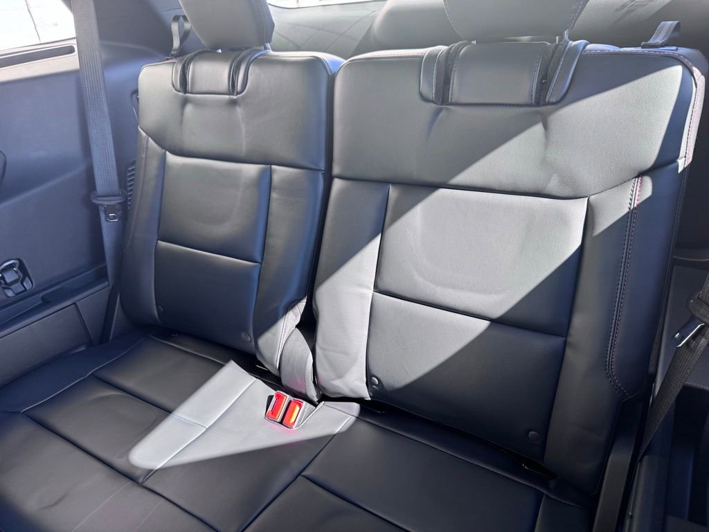 New 2026 Ford Explorer ST-Line w/ ST-Line Street Pack image 25