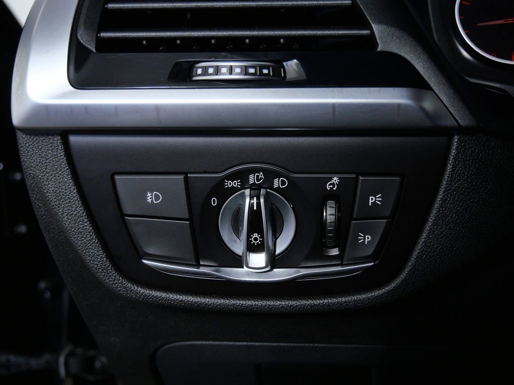 Used 2020 BMW X3 xDrive30i w/ Driving Assistance Package image 28