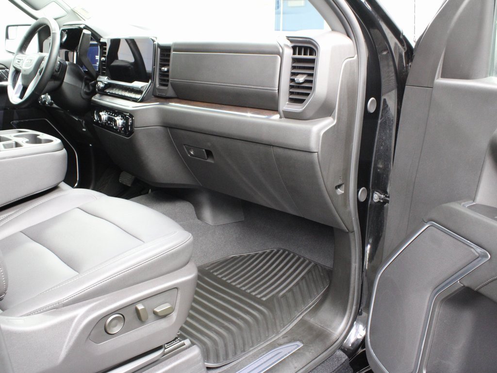 Used 2024 GMC Sierra 1500 SLT image 25