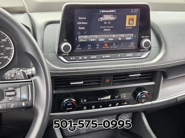 Used 2023 Nissan Rogue SV FWD image 22