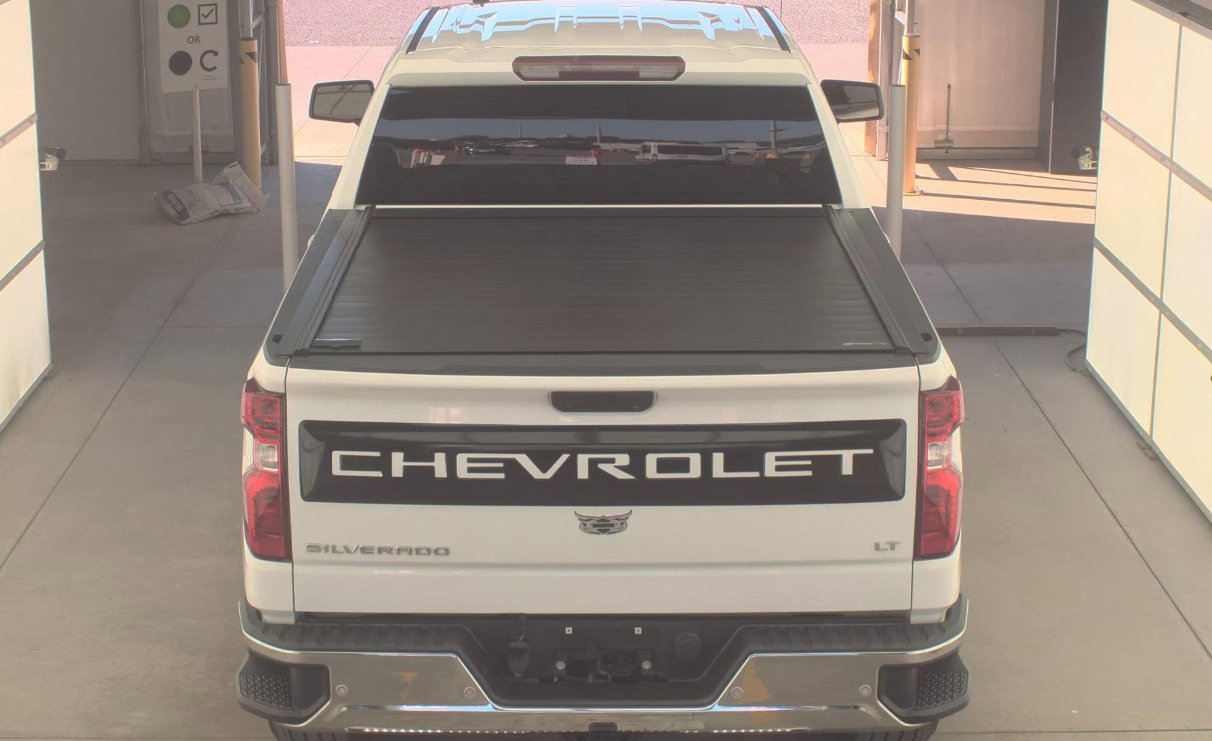 Used 2020 Chevrolet Silverado 1500 LT w/ Convenience Package image 6