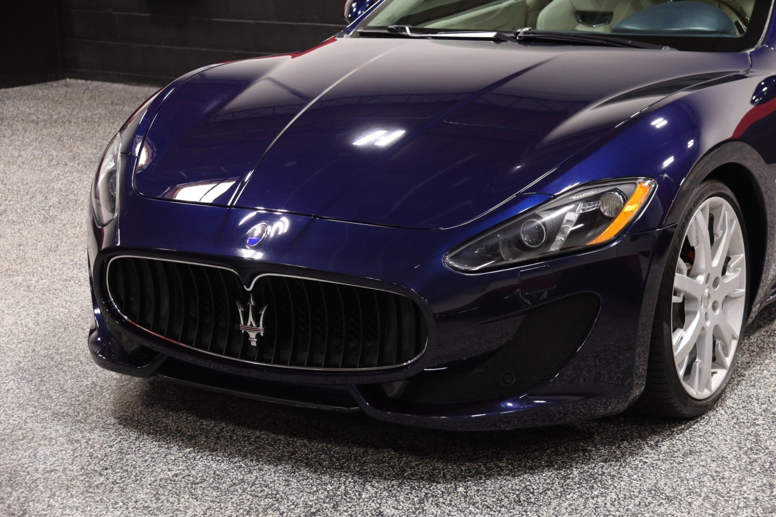Used 2014 Maserati GranTurismo Sport RWD image 13