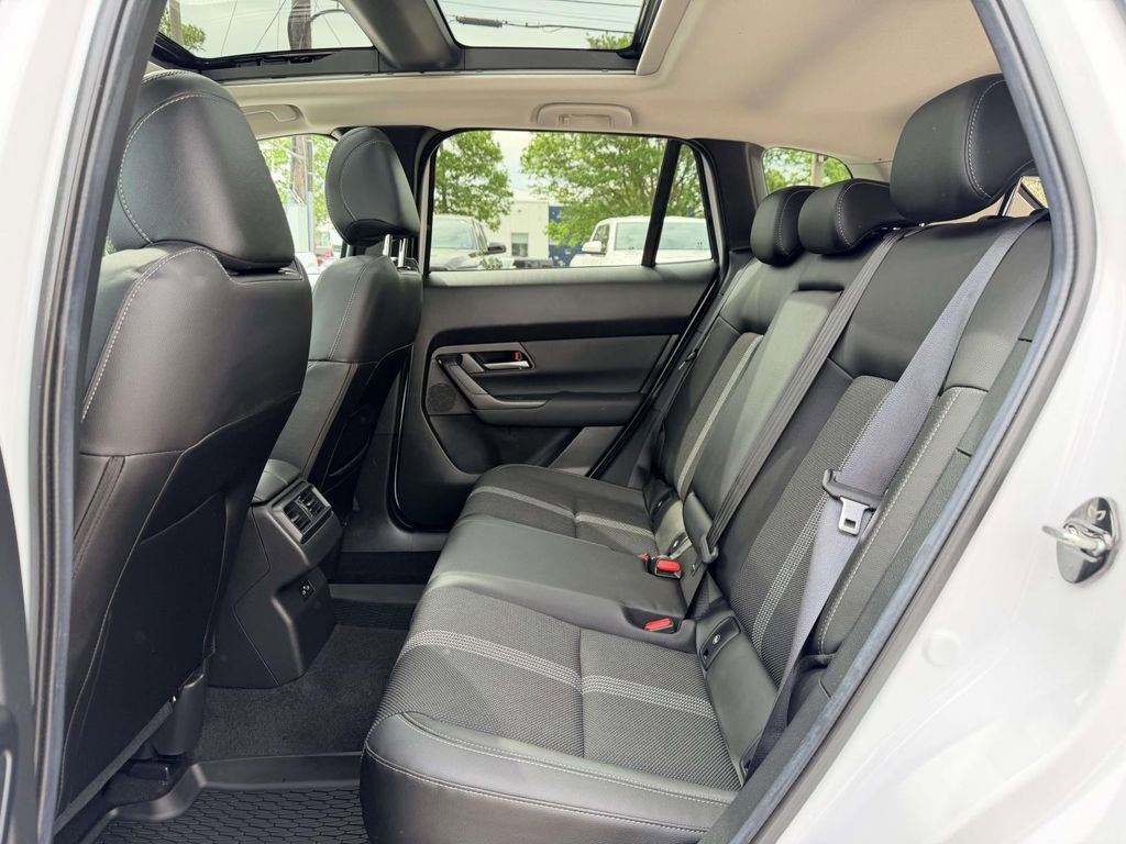 Used 2025 MAZDA CX-50 AWD 2.5 S w/ Weather Package image 17