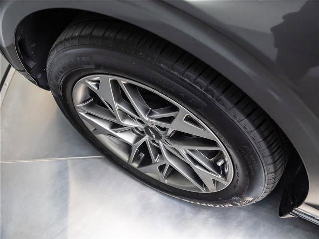 Used 2022 Genesis GV70 2.5T w/ Select Package image 12