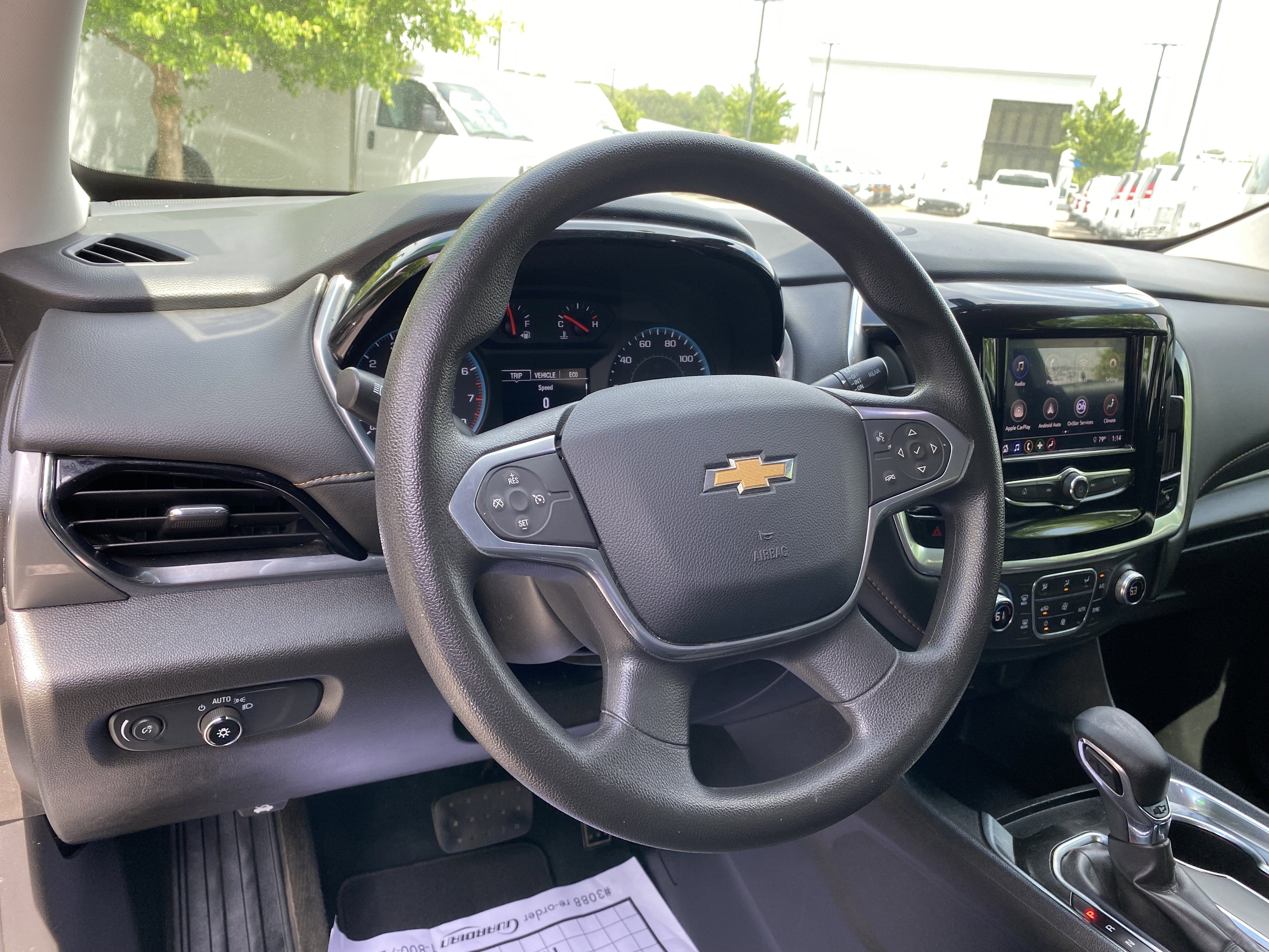 Used 2021 Chevrolet Traverse LS FWD image 17