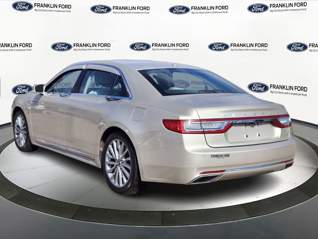 Used 2017 Lincoln Continental Select w/ Climate Package image 3
