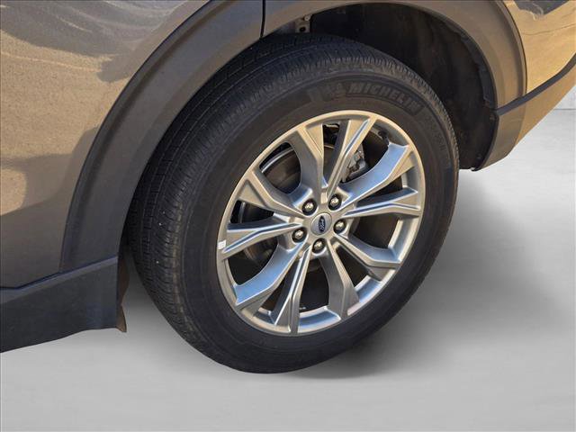 Used 2023 Ford Explorer Limited image 18